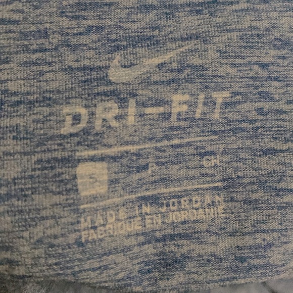 NIKE RUNNING 🏃‍♀️ LONG SLEEVE TOP - Picture 4 of 4